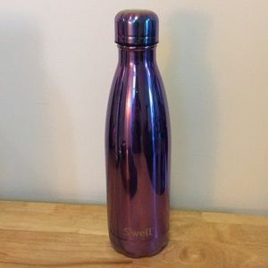 17 once S’well bottle in “Ultraviolet”